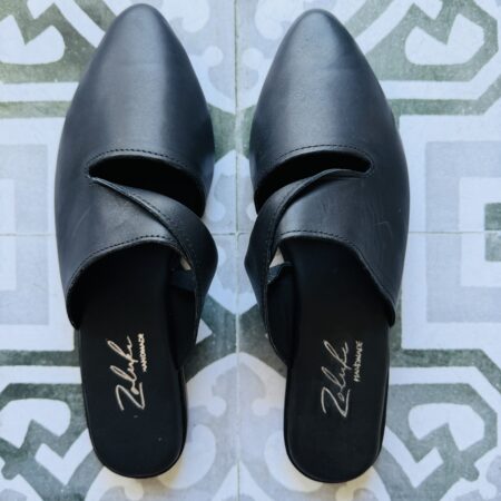Twist | Black on Black