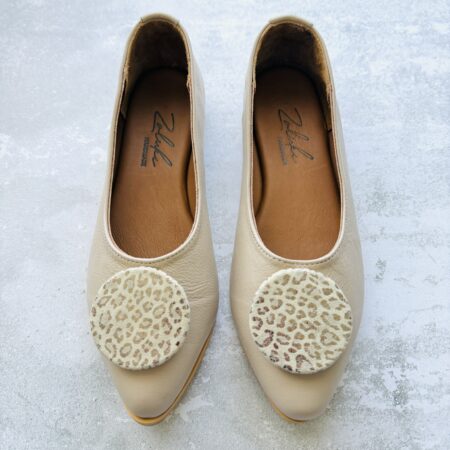 The Pump | Ivory